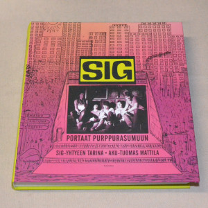 Aku-Tuomas Mattila SIG - Portaat purppurasumuun